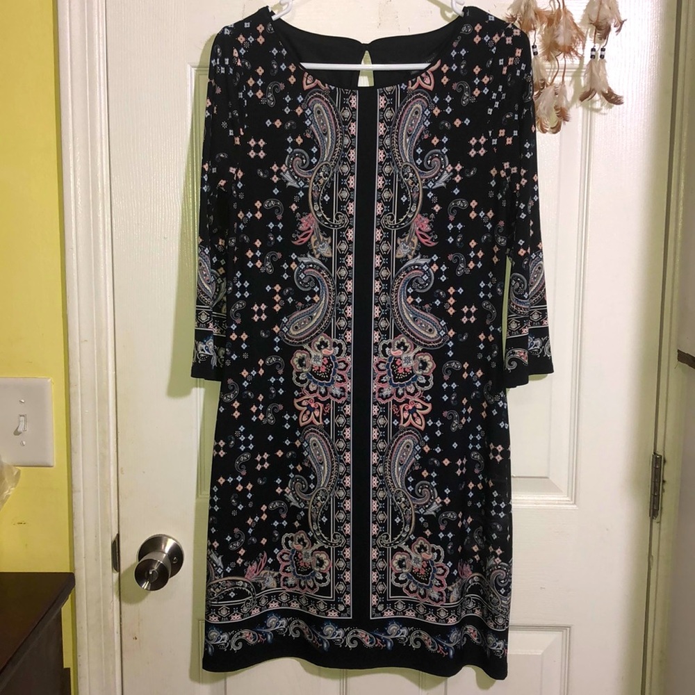 White House Black Market . Women’s dress Sz S